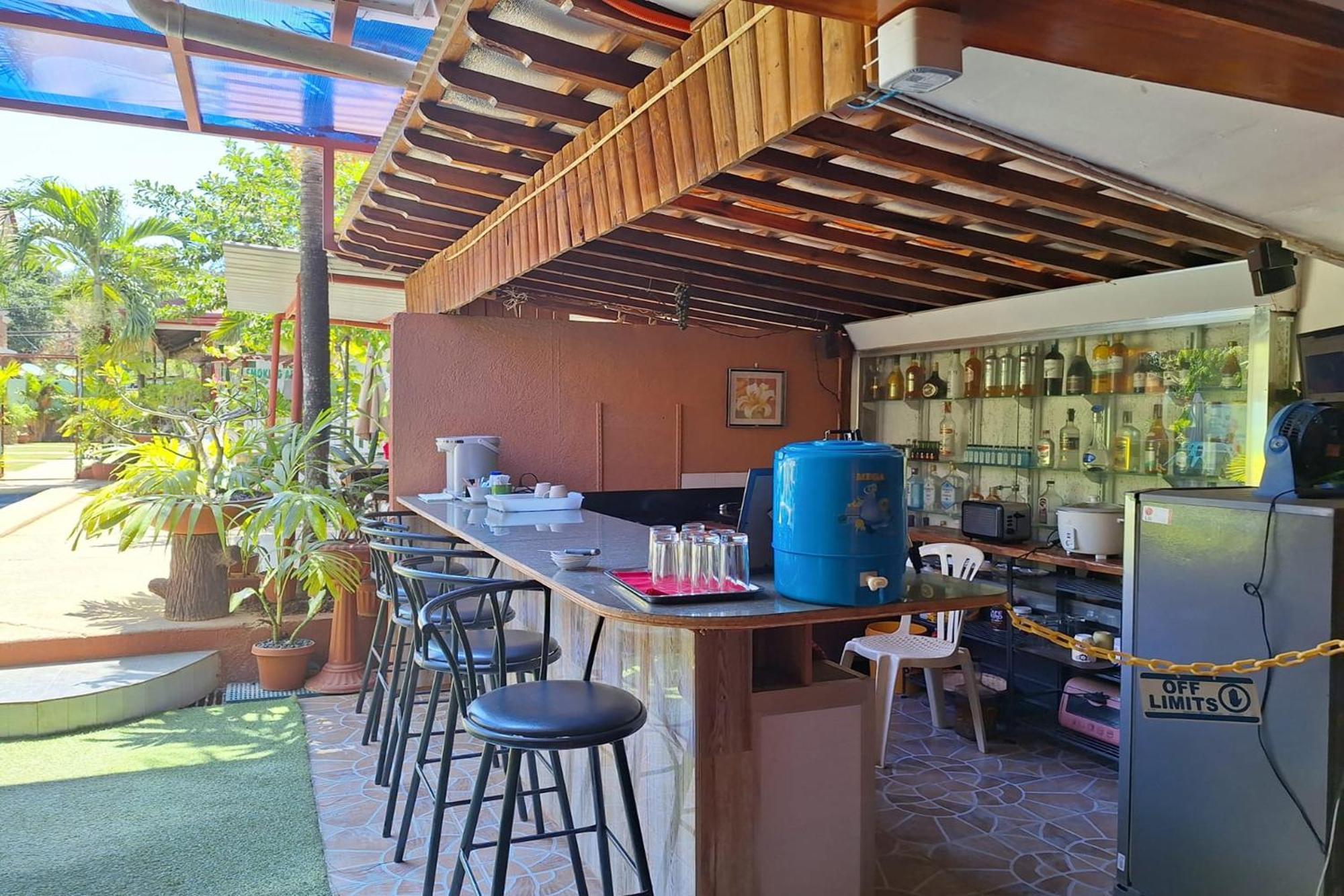 Citadel Bed And Breakfast Puerto Princesa Ngoại thất bức ảnh