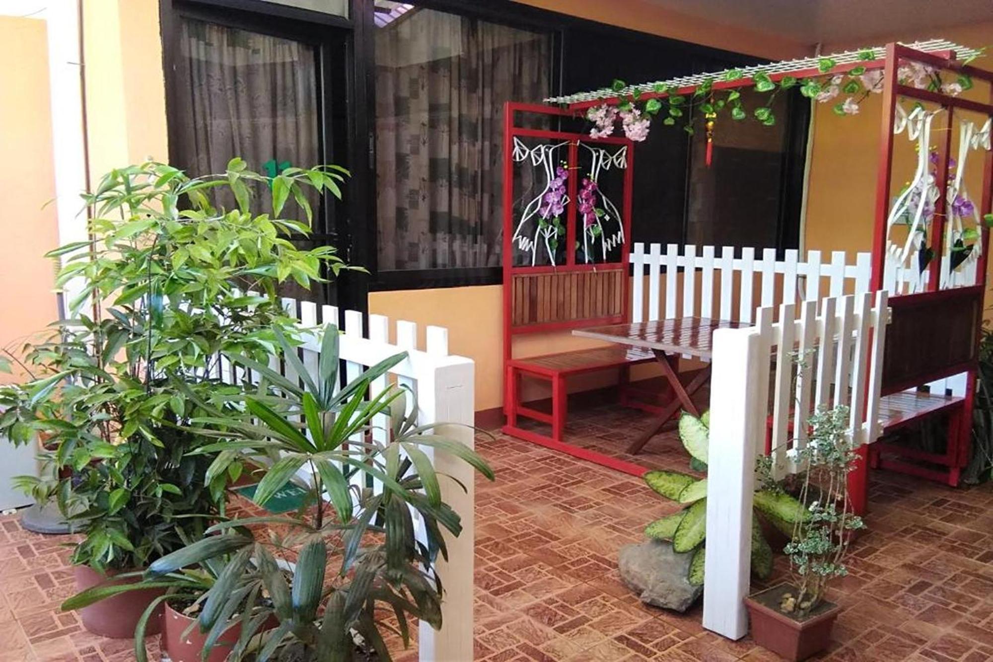 Citadel Bed And Breakfast Puerto Princesa Ngoại thất bức ảnh