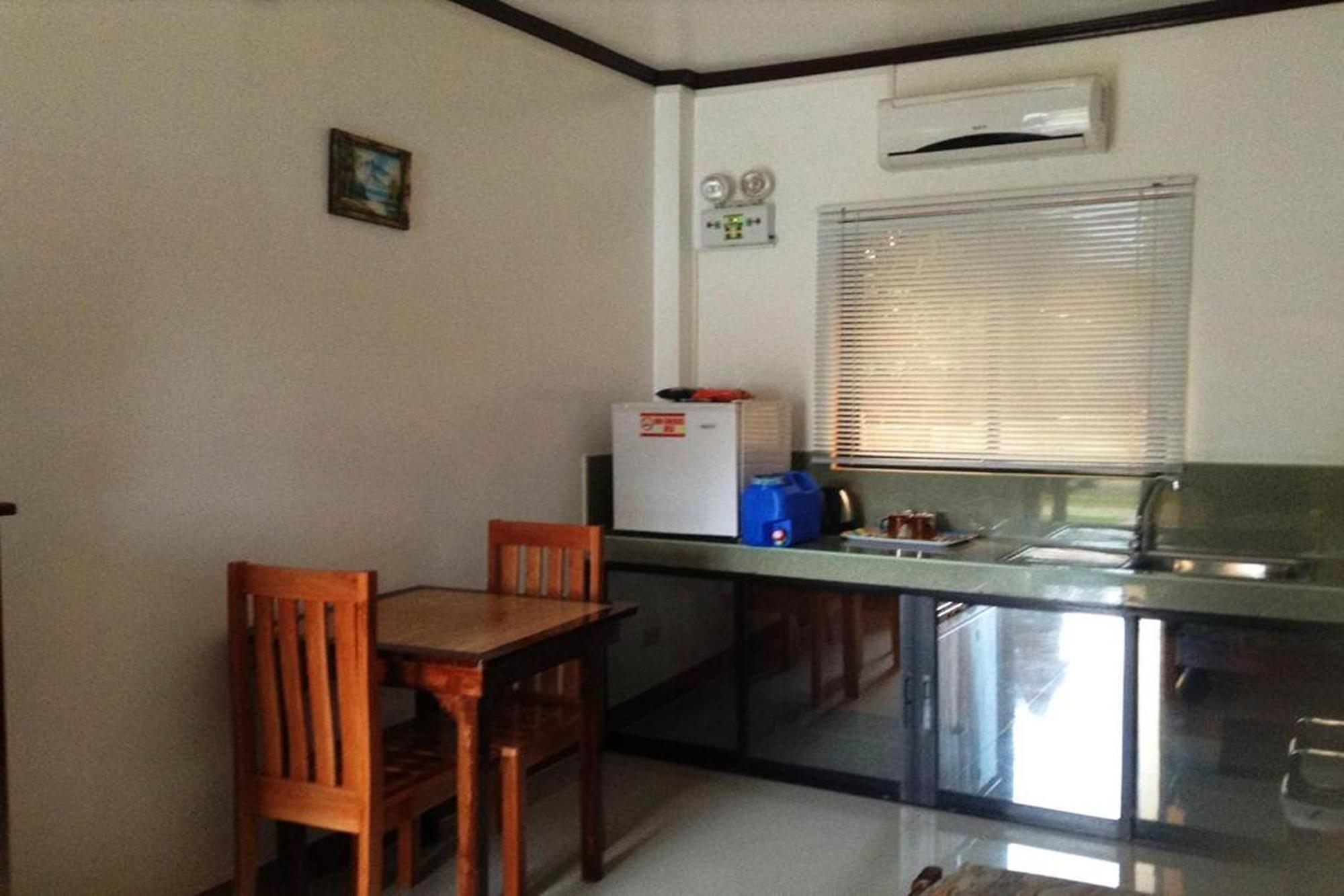 Citadel Bed And Breakfast Puerto Princesa Ngoại thất bức ảnh