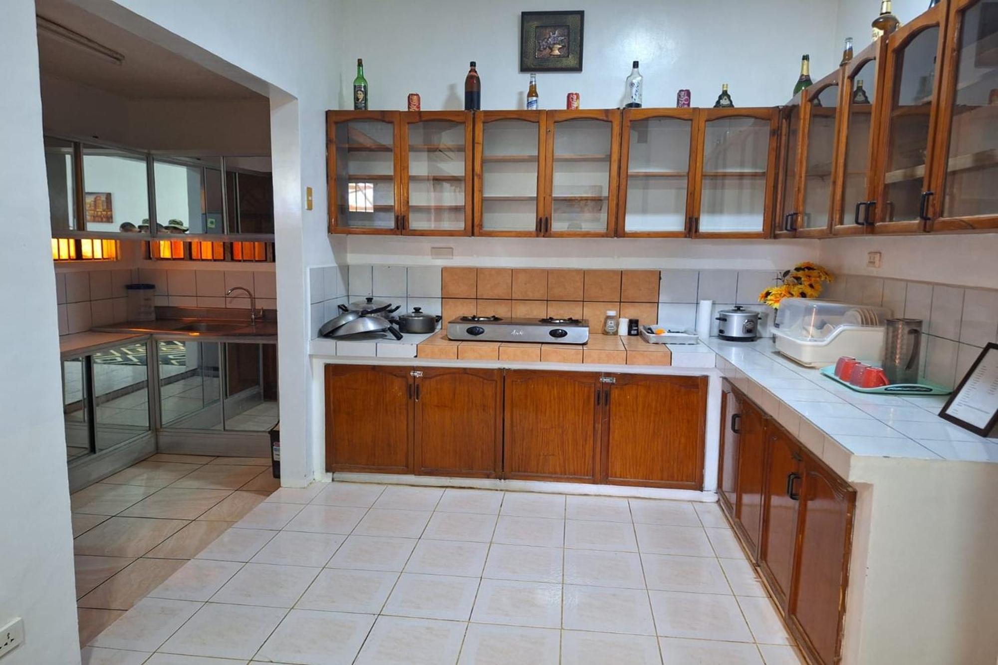 Citadel Bed And Breakfast Puerto Princesa Ngoại thất bức ảnh