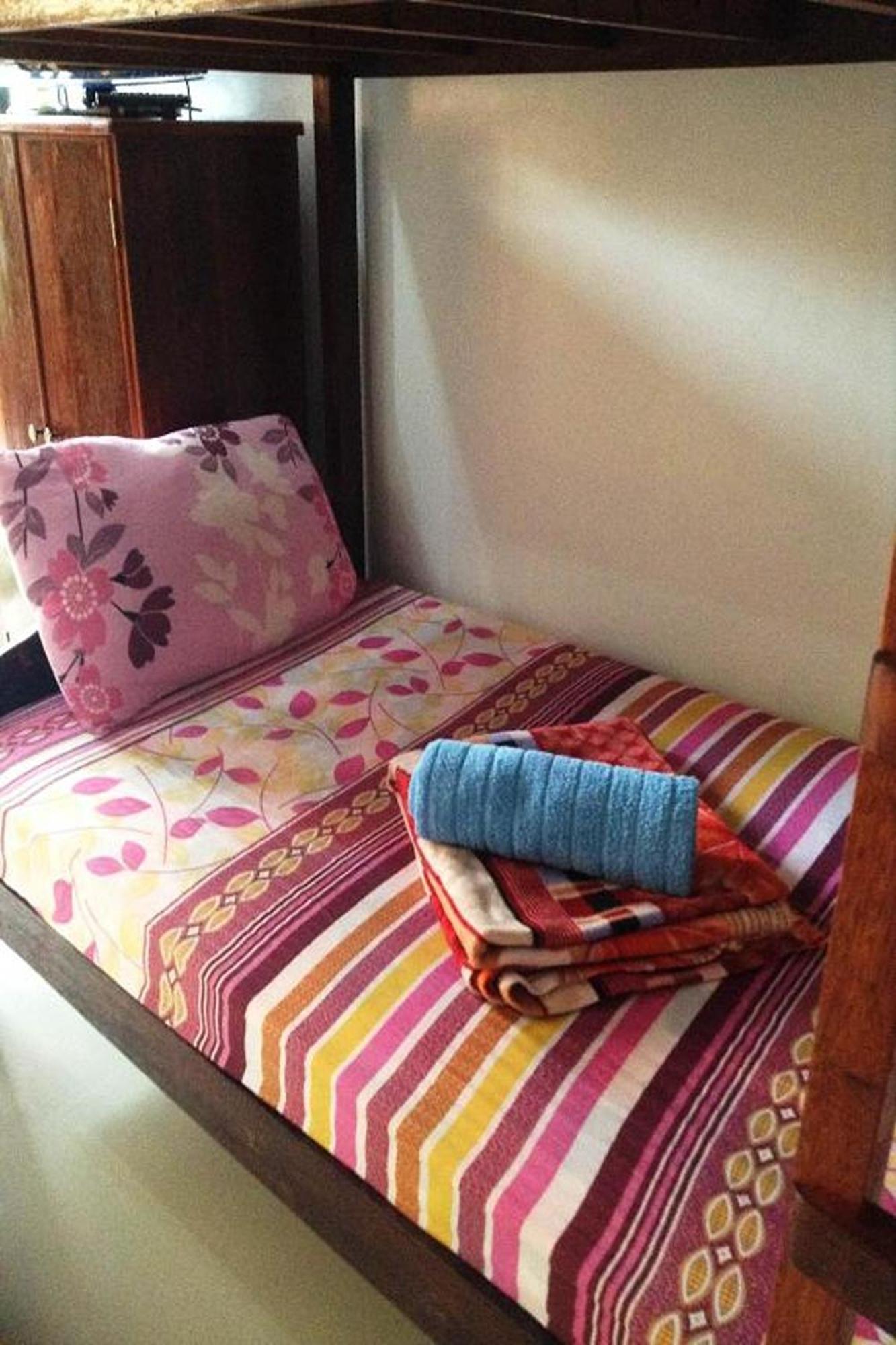 Citadel Bed And Breakfast Puerto Princesa Ngoại thất bức ảnh