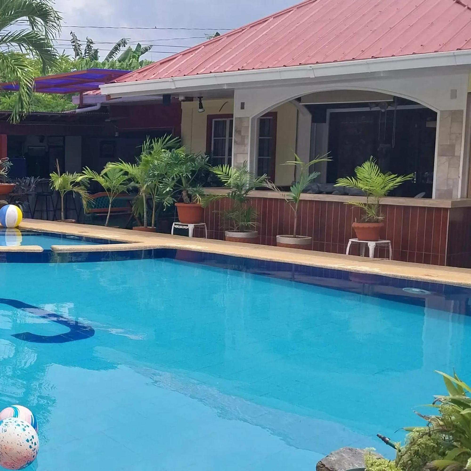 Citadel Bed And Breakfast Puerto Princesa Ngoại thất bức ảnh